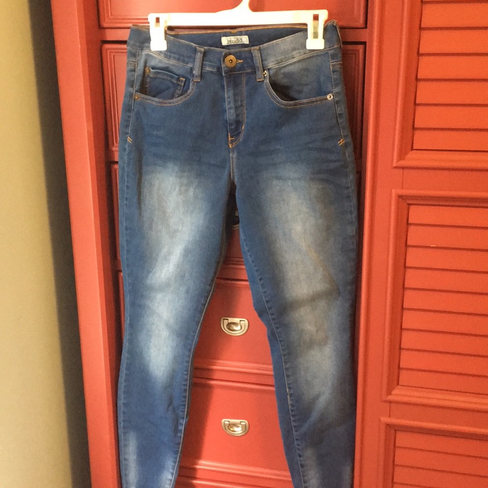 Skinny jeans